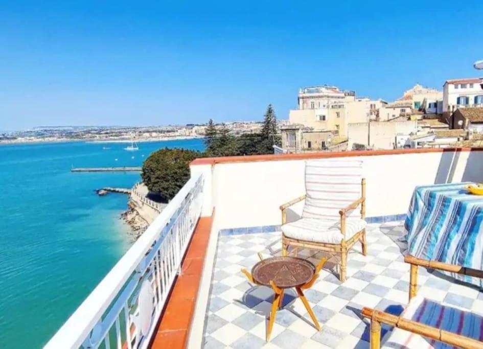 Terrazza Sul Mare Attico "Alfeo E Aretusa" Syracuse Екстер'єр фото